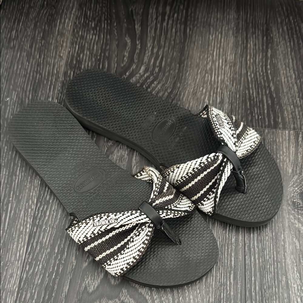 Havaianas Black and White Women's Sandals